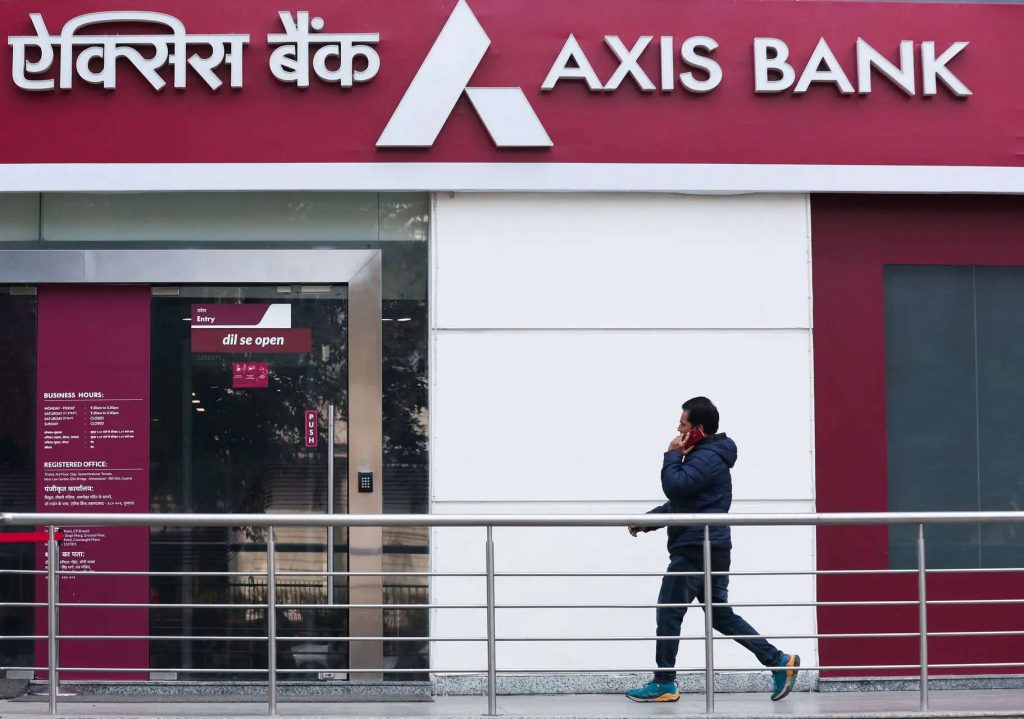 Add Axis Bank, target price Rs 1,190: HDFC Securities Jobbery Stock Market update Add Axis Bank, target price Rs 1,190: HDFC Securities Jobbery Stock Market update